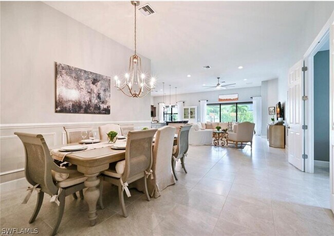 Building Photo - 16320 Camden Lakes Cir