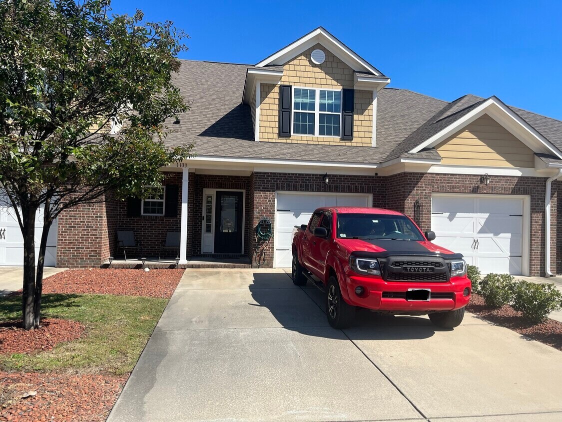 1133 Braybrooke Plz, Fayetteville, NC 28314 Townhome Rentals in