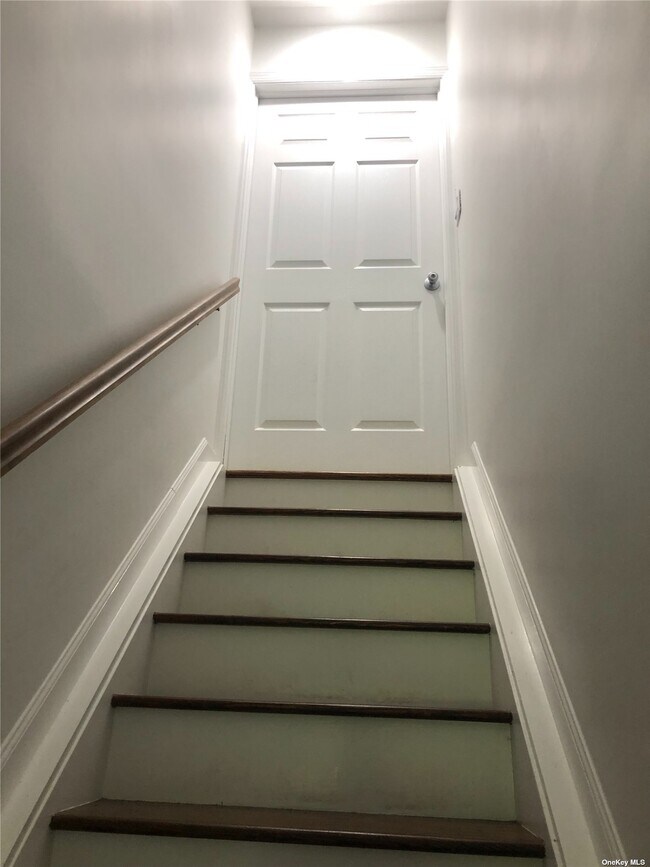 Foto del edificio - 231 Evergreen Ave