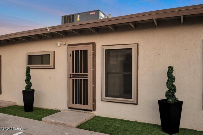 Foto del edificio - 1108 S 33rd Ave