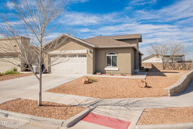 Foto del edificio - 5017 Joe Castillo St