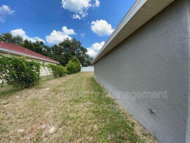 Building Photo - 15611 SW 28th Avenue Rd