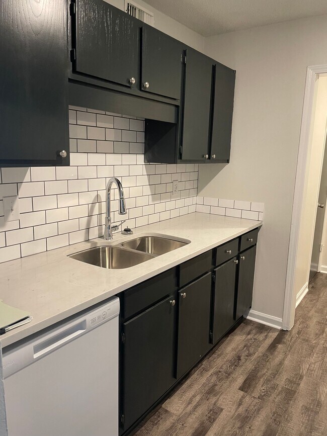 Foto del edificio - Hunter Pointe Apartments