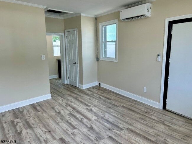 Building Photo - 376 2nd St