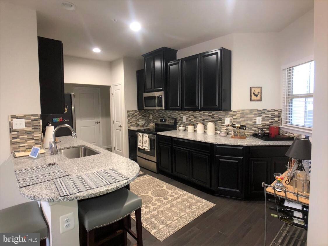 Foto principal - 1183 Fieldbrook Cir