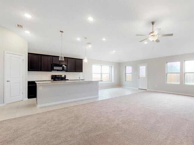 Foto del edificio - 2109 Auburndale Ave