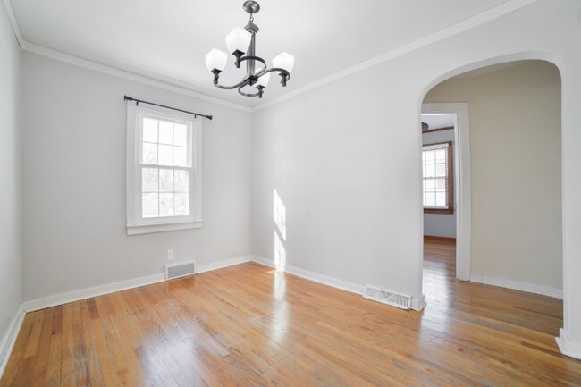 Foto del edificio - 225 Henderson St