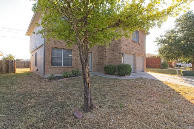 Building Photo - 17604 Wiseman Dr