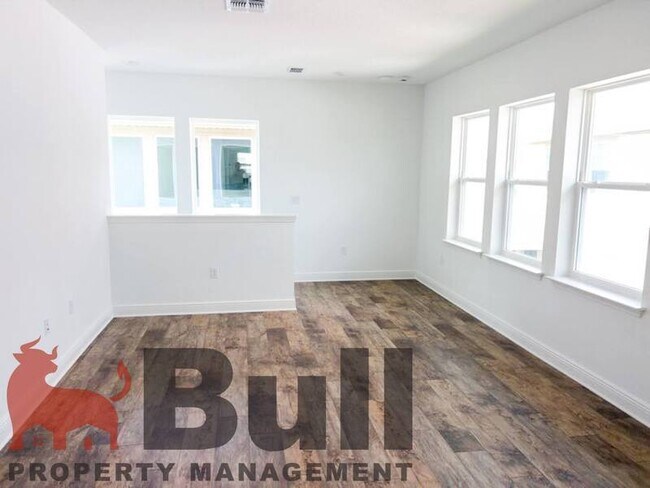 Building Photo - 13537 Laxness St