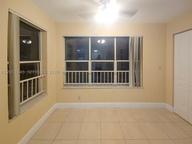 Building Photo - 3310 Pinewalk Dr N