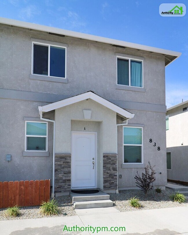 Building Photo - 838 Mission De Oro Dr