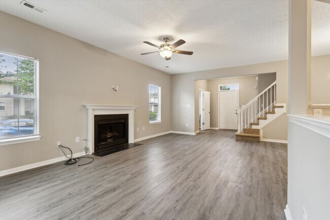 Building Photo - Kiln Creek - Player's Choice