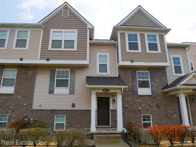 Building Photo - 4637 Bradley Cir