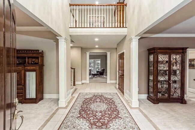 Foto del edificio - 8034 Balmoral Ct