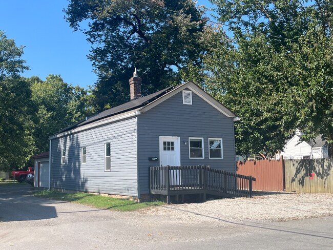 Foto del edificio - 417 E 18th St