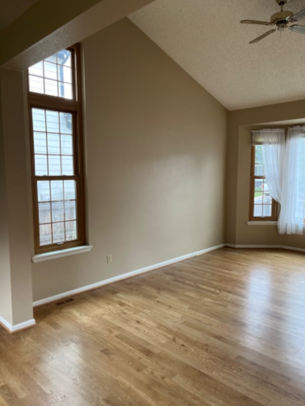 Foto del edificio - 4175 E 130th Pl