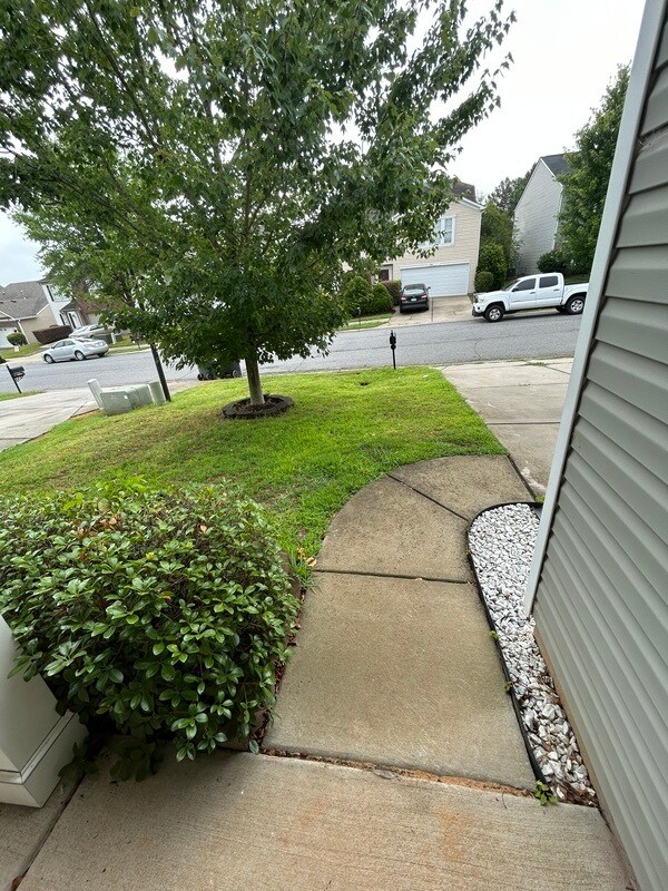 Foto del edificio - 3987 Tallowtree Ln