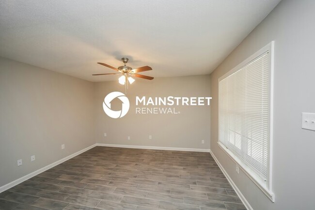 Foto del edificio - 4 Bedroom Pet-Friendly Home in MEMPHIS, TN with Main Street Renewal