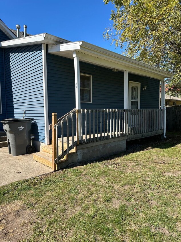 Primary Photo - 712 S 10th St