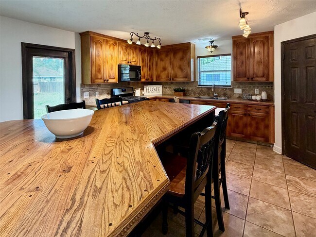 Foto del edificio - 6622 Grant Dr