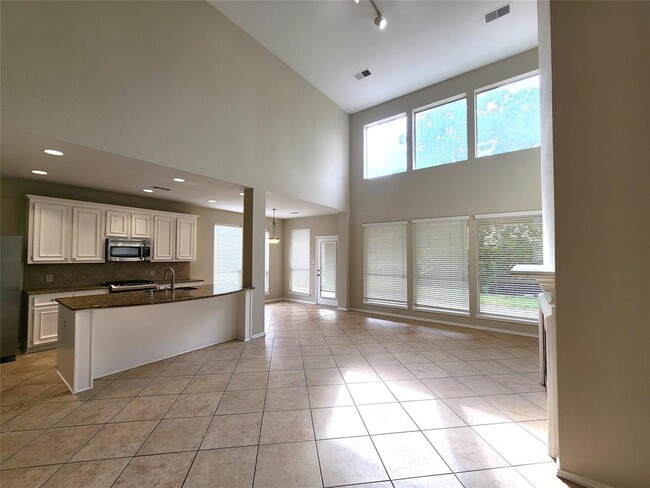 Building Photo - 13007 Balsam Lake Ct