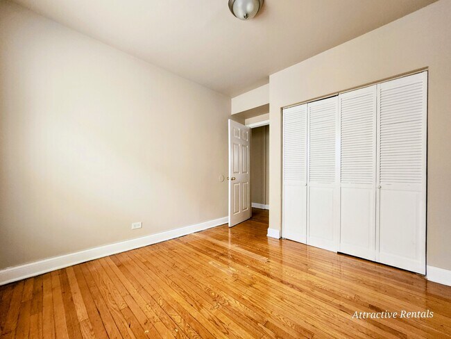 Foto del edificio - 4840 W Adams St