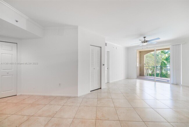 Building Photo - 17100 N Bay Rd