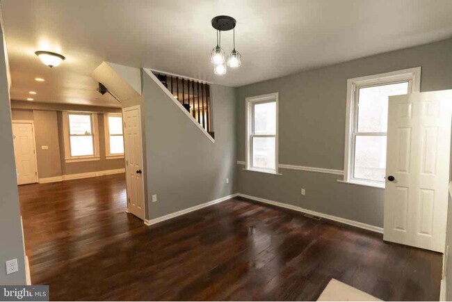 Building Photo - 2210 Mt Holly St