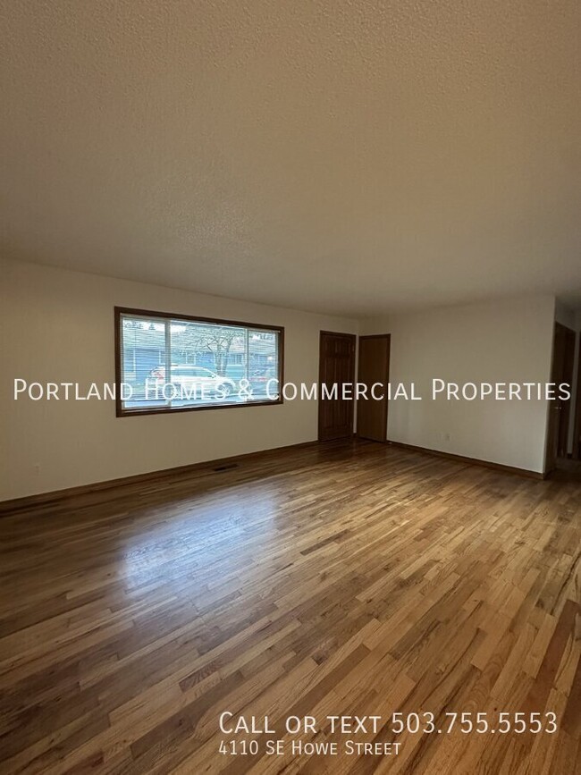 Foto del edificio - 2 Bedroom, Gas Heat Hardwood Floors