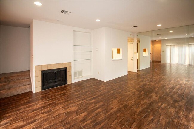 Foto del edificio - 7447 Cambridge St