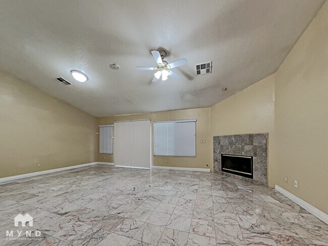 Building Photo - 1709 Night Shadow Ave