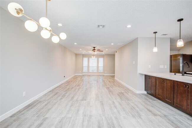 Foto del edificio - 1269 Country Pl Dr