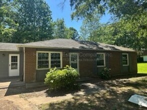 Building Photo - 4206 S Jasmin Ct