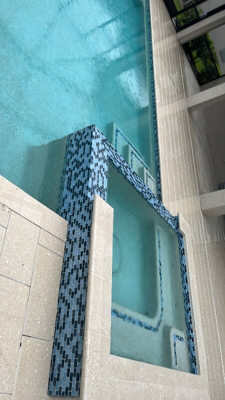 Foto del edificio - 17229 Blue Rdg Pl
