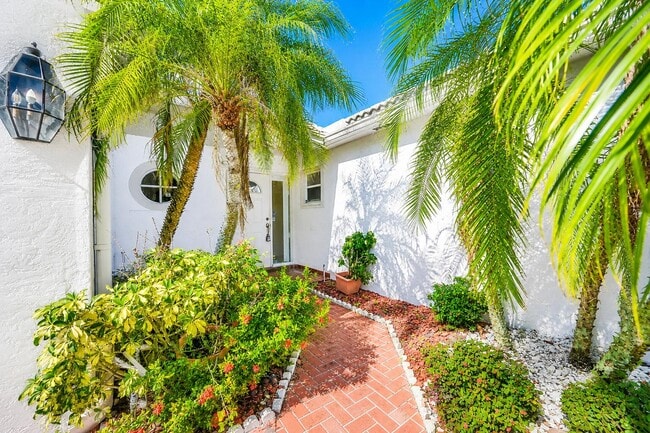 Building Photo - 9581 Tavernier Dr
