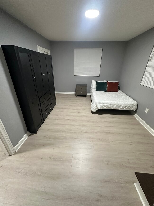 Foto del edificio - 3150 Belden Cir