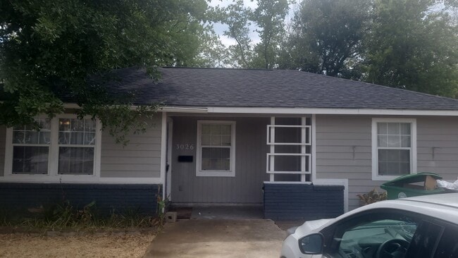 Building Photo - 3026 Sunbeam St