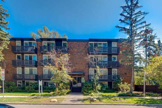 Building Photo - Sunnyside Gardens