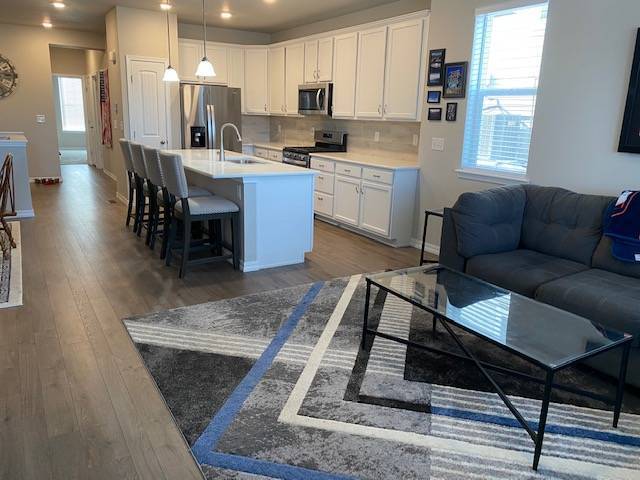 Building Photo - Newer Home in Wildgrass