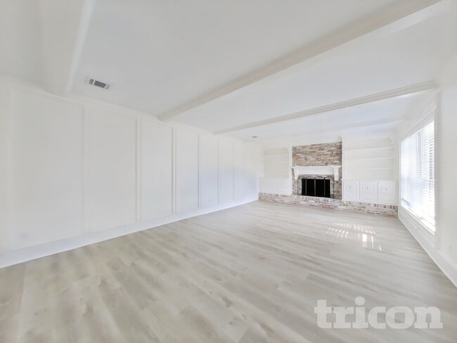 Building Photo - 15806 Crystal Brook Dr