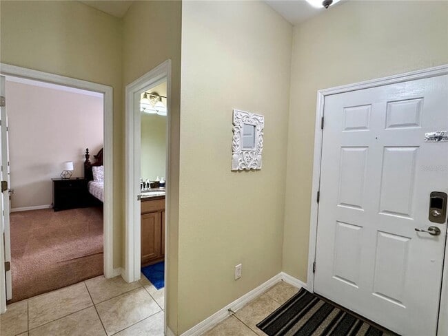 Building Photo - 8977 Coco Palm Rd