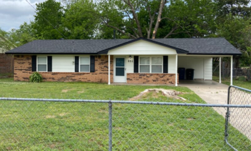 Foto principal - 804 W Main St