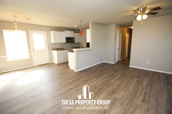 Foto del edificio - 1741 Lexington Rd