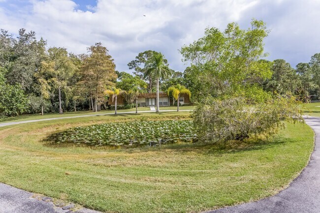 Building Photo - 17602 Bridle Ln