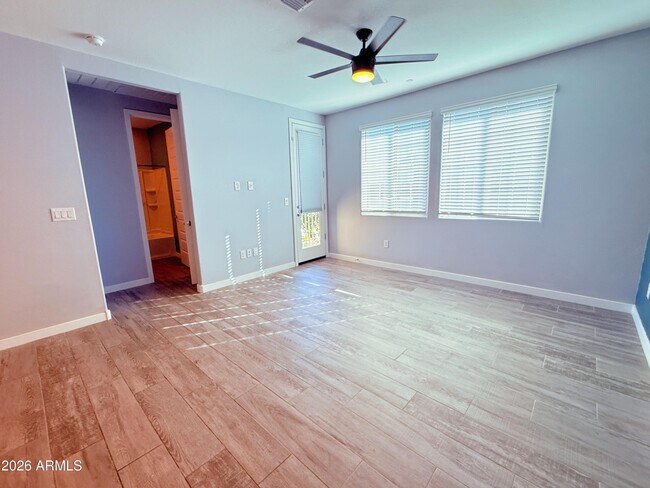 Foto del edificio - 4100 S Pinelake Way