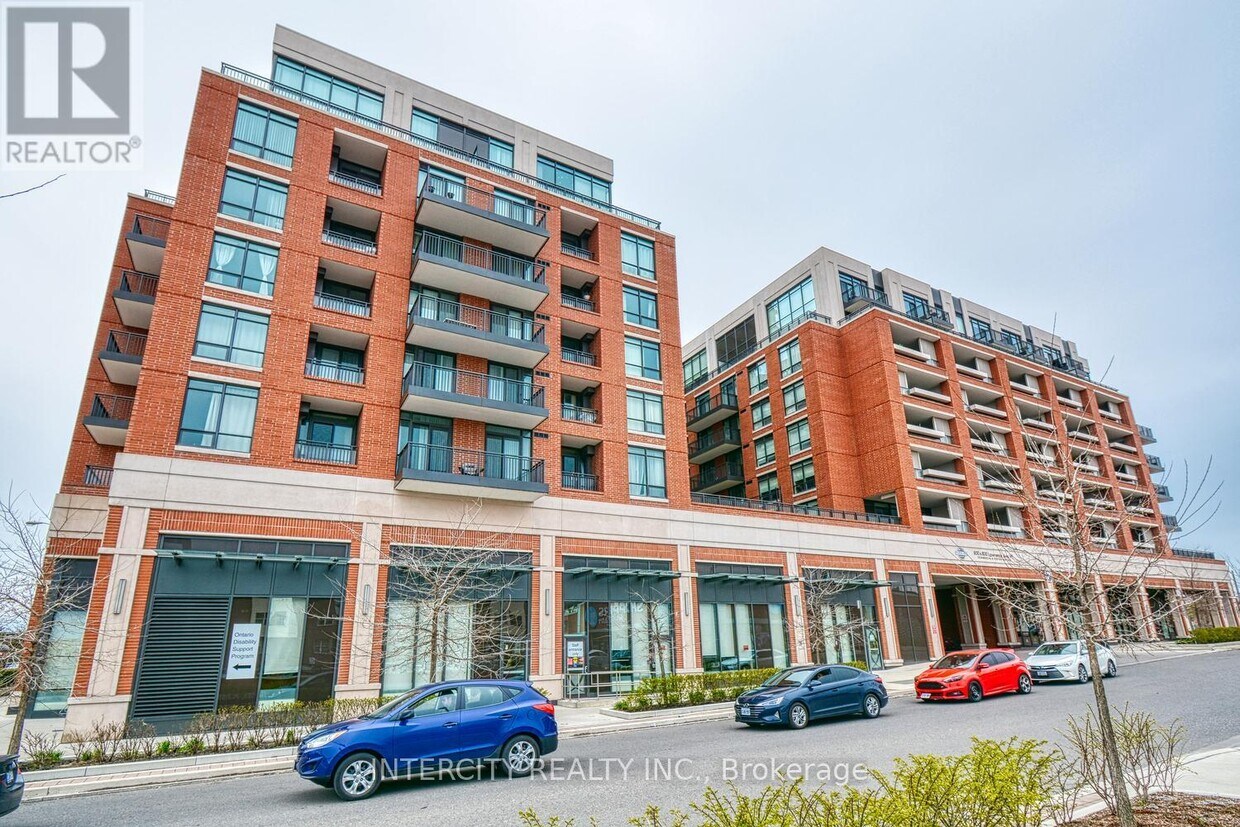 Photo principale - 800 Lawrence Ave W