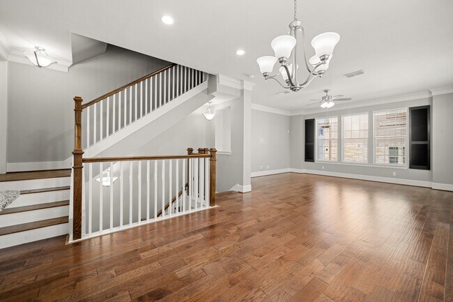 Foto del edificio - 6703 Highclere Manor Ln