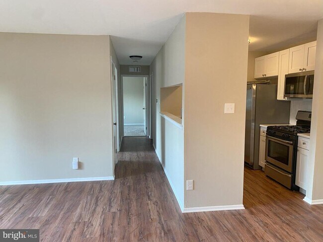 Foto del edificio - 705 Woodhollow Dr