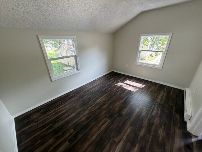 Foto del edificio - 409 E Campbell Ave