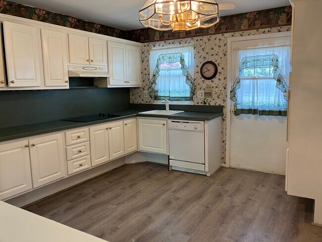 Foto del edificio - 335A Canterbury Ct
